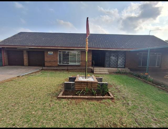3 BEDROOM HOUSE FOR SALE IN VANDERBIJLPARK SE 7